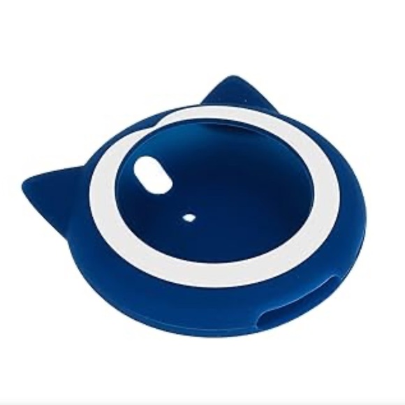 BNWT Blue Silicone Case for Poke GO Plus +, Soft Silicone Wrist Strap Pikachu - Picture 3 of 11